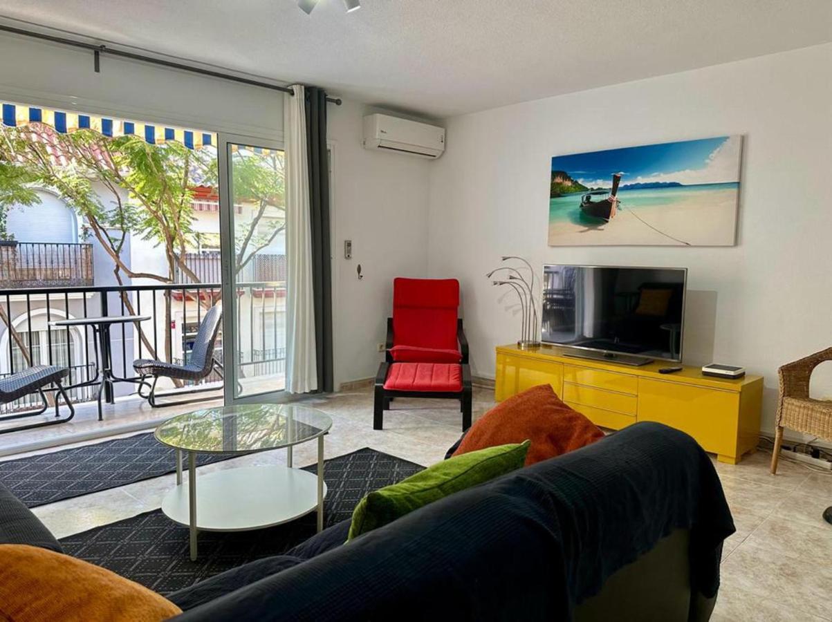 Charming 3-Bed Apartment In Fuengirola Exterior foto