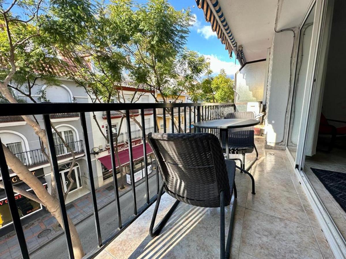 Charming 3-Bed Apartment In Fuengirola Exterior foto